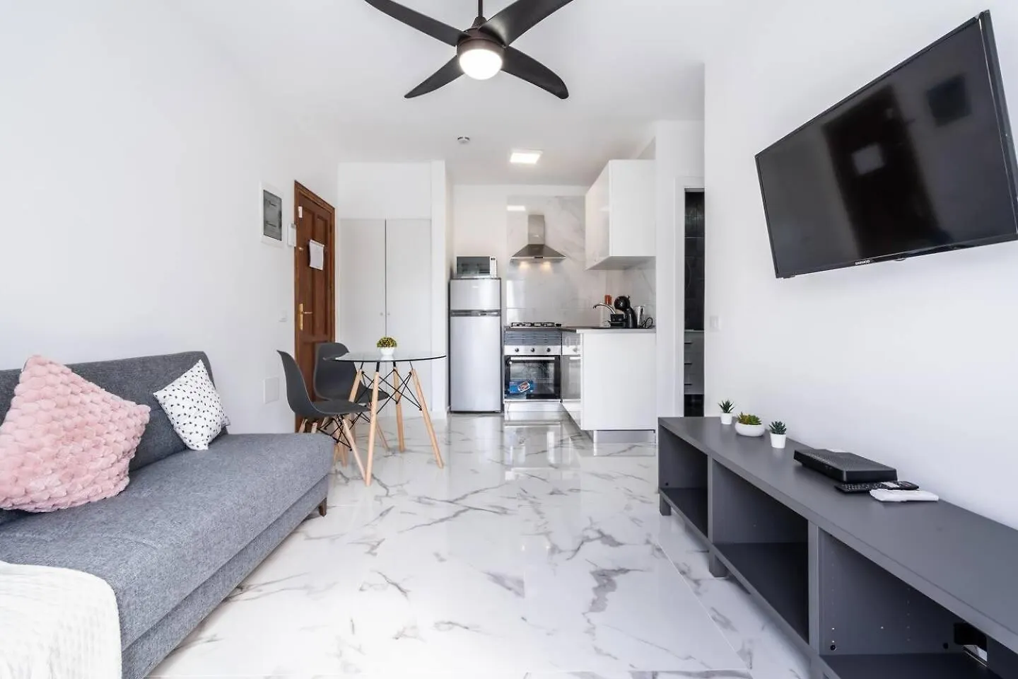 Nureche Dreams Apartment In Tenerife South Guargacho